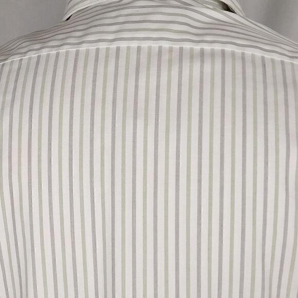 Perry Ellis City Fit Dress Shirt - Picture 5 of 8